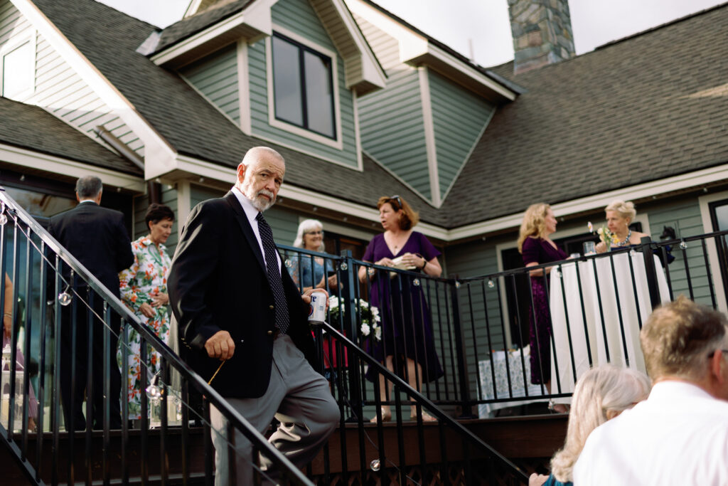 candid wedding photos of guests during cocktail hour