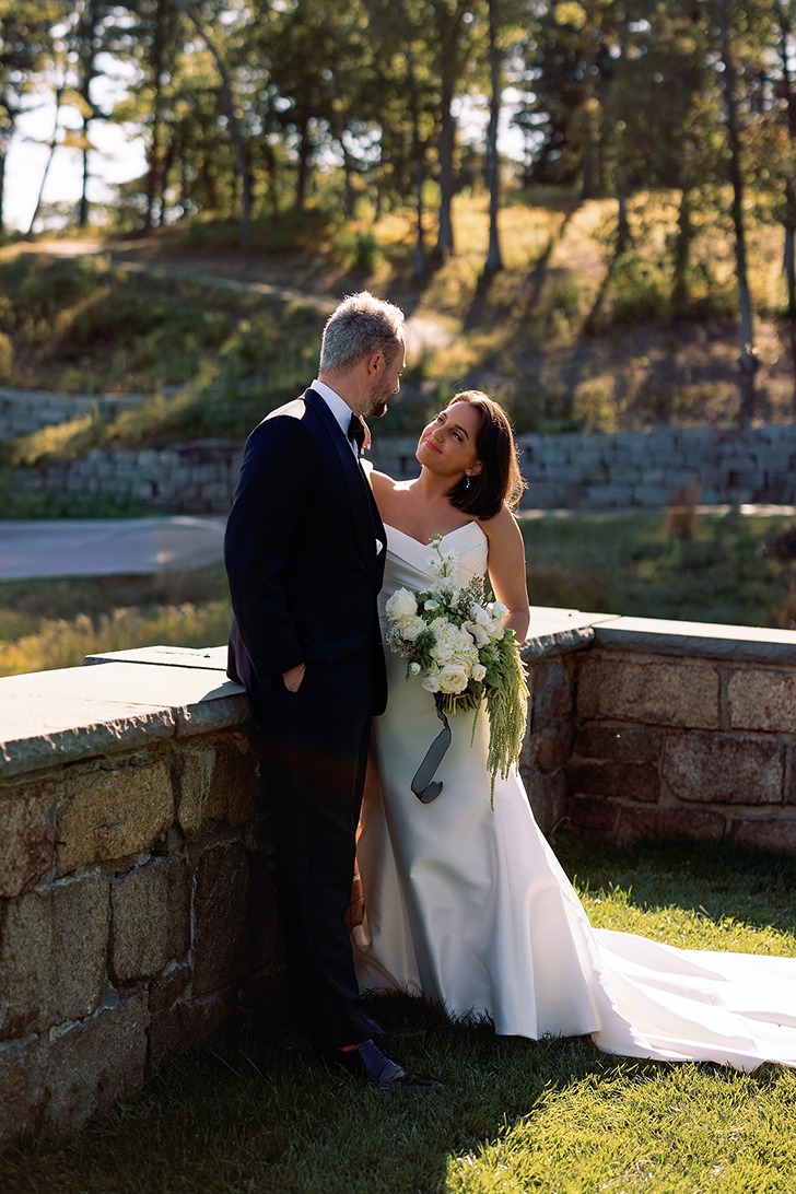 ​turner hill mansion wedding photos of the bride and groom 