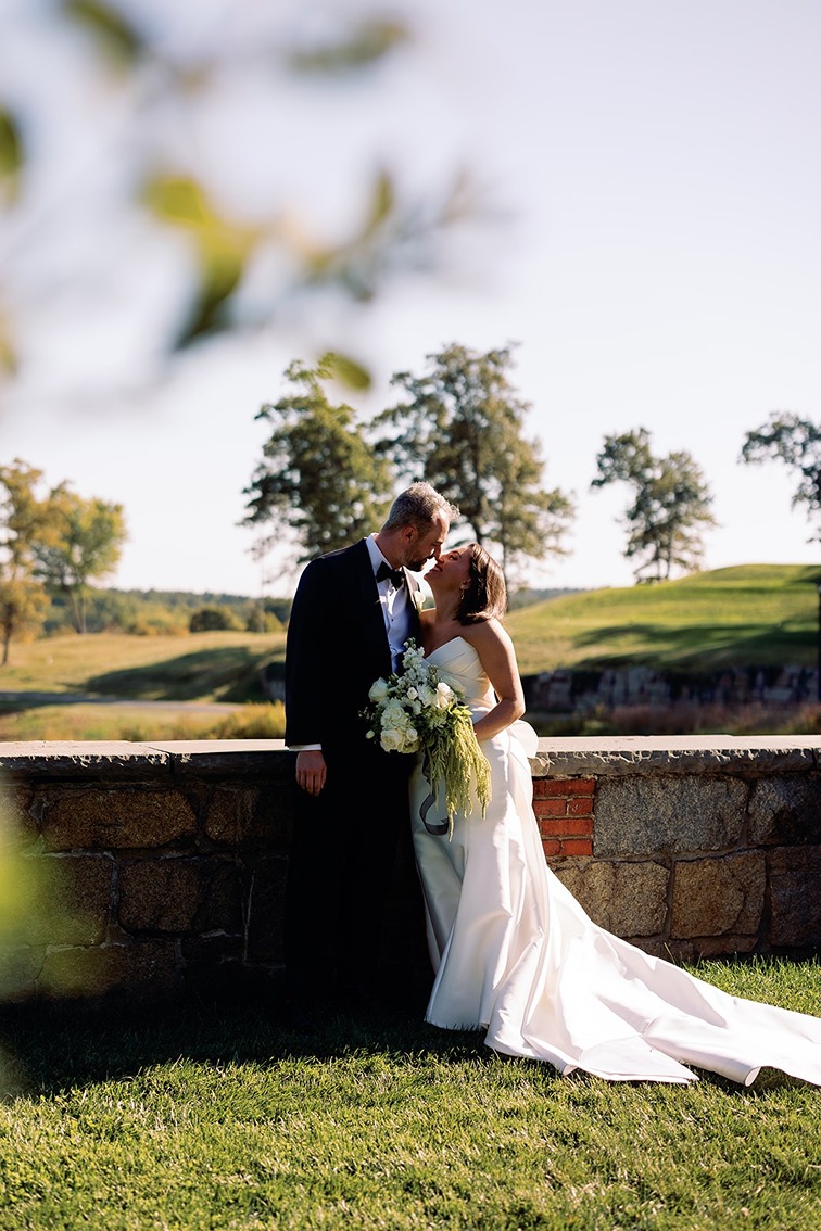 the bride and grooms portraits at the mansion on turner hill