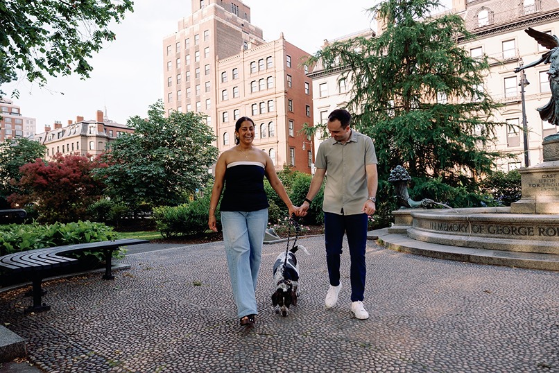 photos of boston common for an engagement session