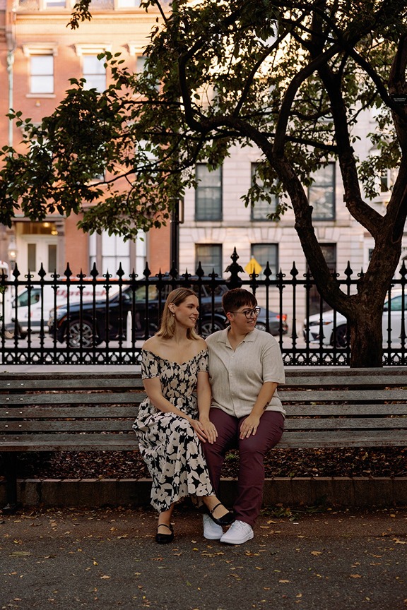 engagement photos at ​boston common in the fall