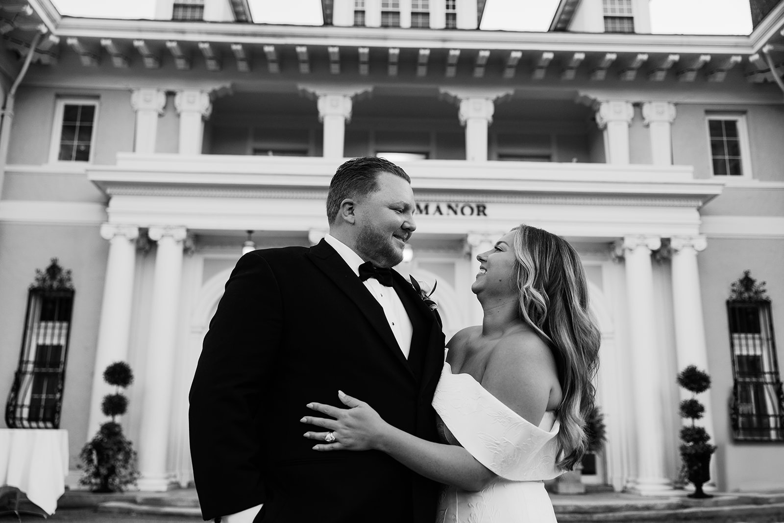 a tupper manor beverly wedding photo of the bride and groom